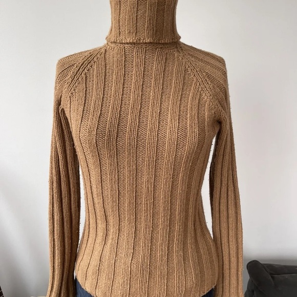 Vintage Dolce & Gabbana Sweater - Picture 2 of 10